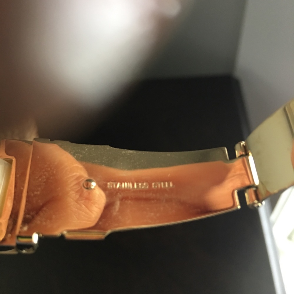 Michael Kors Authentic - image 3